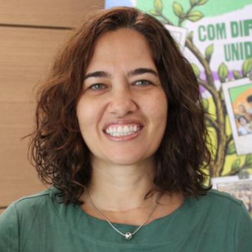 Profa. Dra. Mirla Cisne
