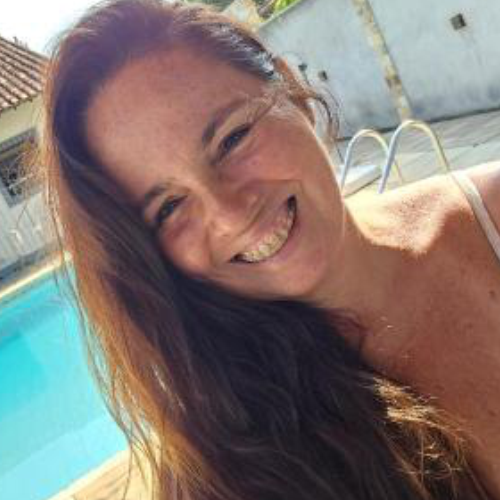 Profa. Dra. Janaina Bilate Martins